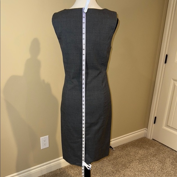 Reitmans Dress Gray Plaid Sheath Midi Square Neck Sleeveless Women’s Size 9 - Picture 7 of 13